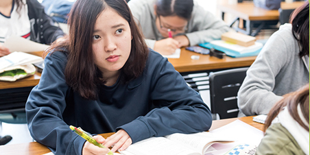 学費・奨学金について