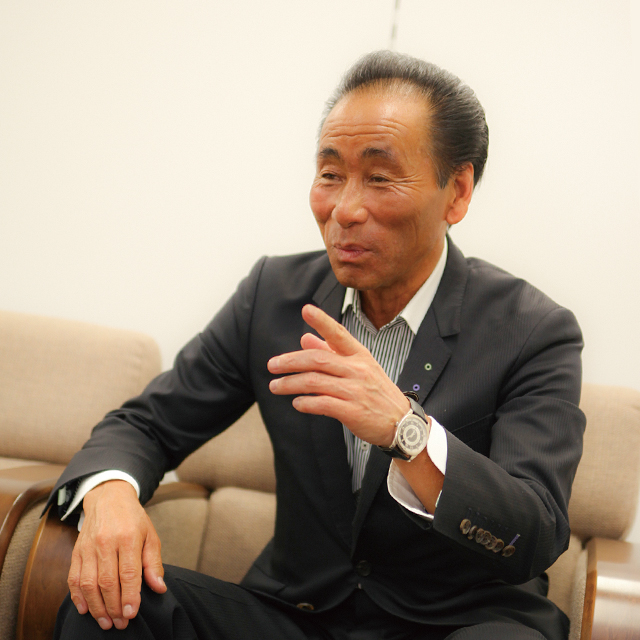 小川　義昭 氏 （一社）沖縄リゾートウェディング協会 会長